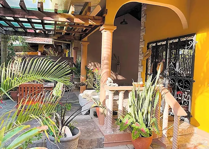 Effie'S Mountain View Villa