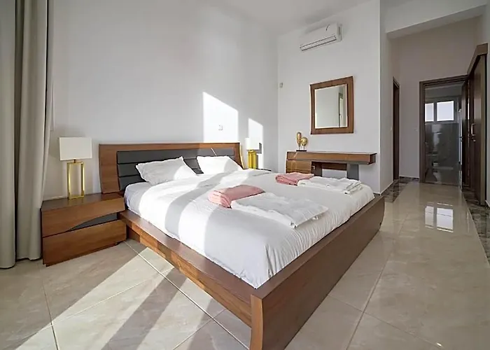 Kissonerga Villas