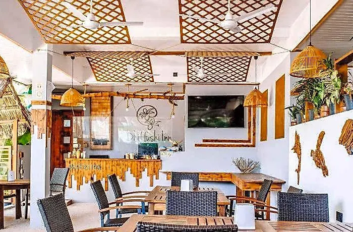 Dhiffushi Inn