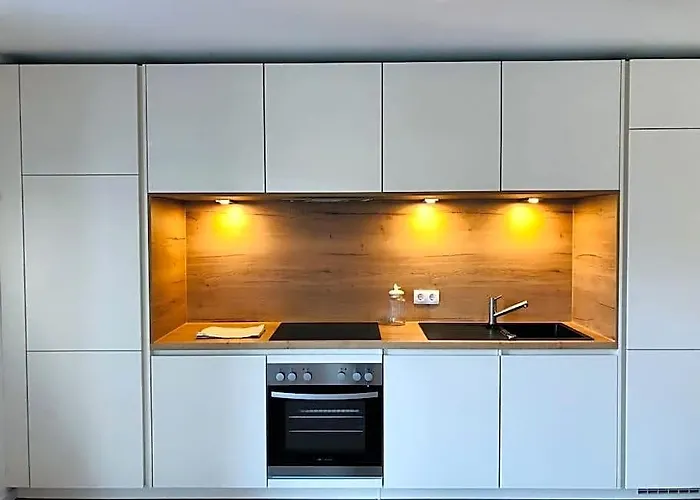 Panorama Apartment Im Schwarzwald In Einzigartiger Lage, Terrasse, 2 Schlafzimmer, Direkt Am Waldrand, Nahe Baden-Baden