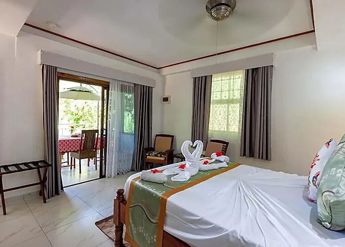 Sea View Lodge