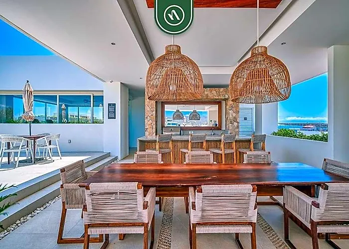 2Br Condo With Rooftop Pool - Private Terrace