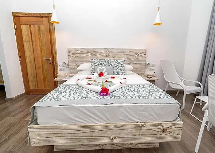 Romance Bungalows