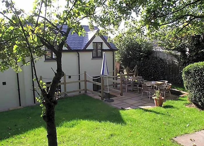 Carpenters Cottages