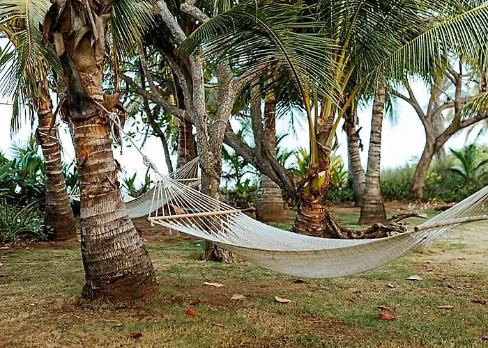 Salvatierra Beachfront Hotel