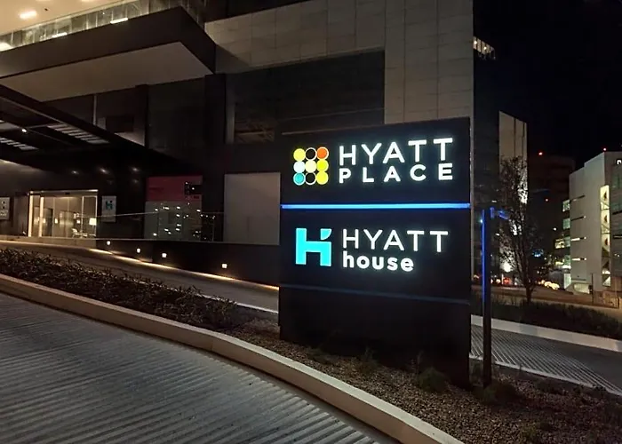 Hyatt House Monterrey Valle