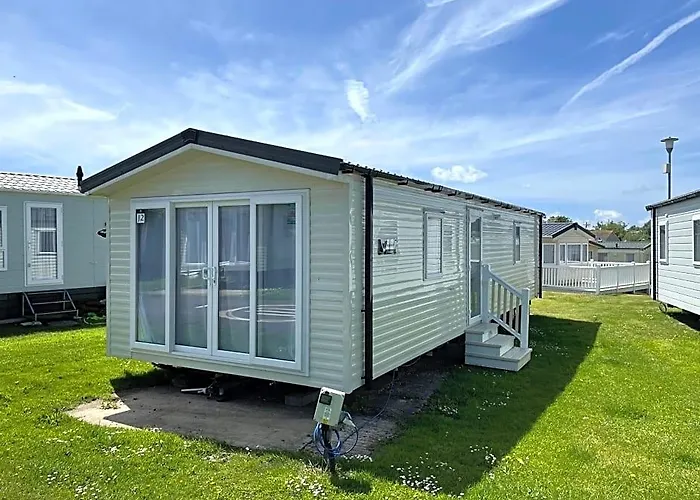 J2 Static Caravan At Fairway Holiday Park