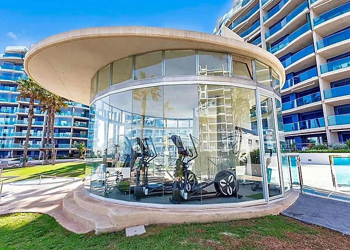 Luxury Penthouse With A Private Jacuzzi!