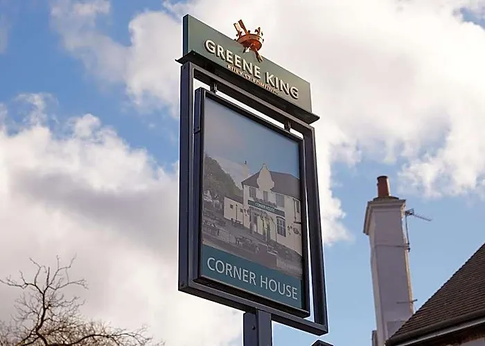 Corner House Inn By Greene King Inns