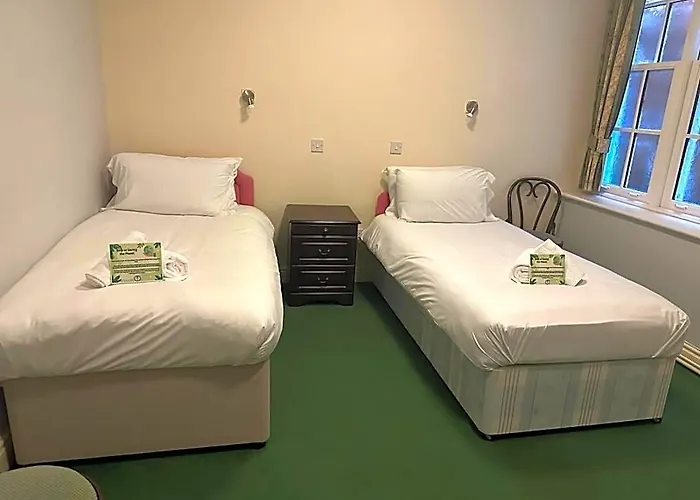 Elmham House - Pilgrim Hotel