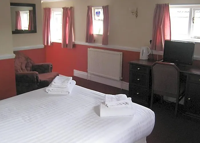 Rose And Crown Hotel