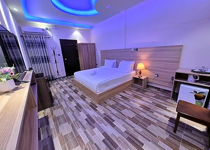 Aasna Inn