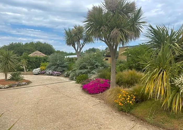 J2 Static Caravan At Fairway Holiday Park
