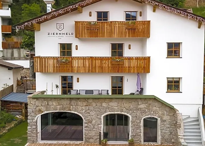 Bed and Breakfast Garni Ziernheld Malles Venosta