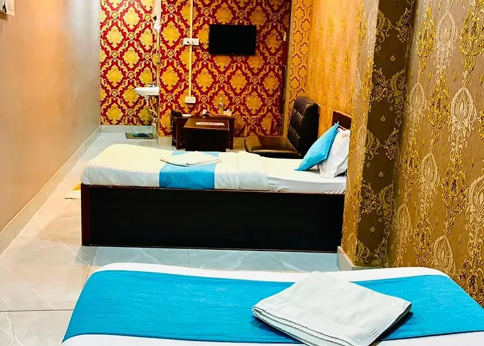 Guru Hotel And Lodge