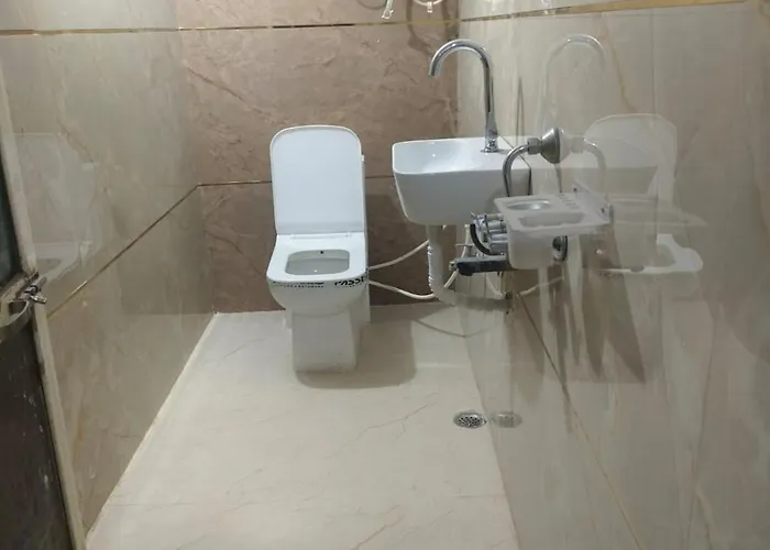 Hotel Prabhu Palace