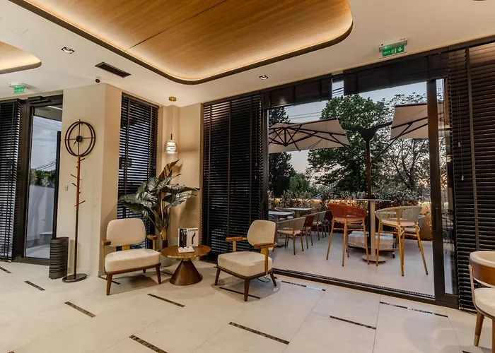 Boutique Hill Hotel