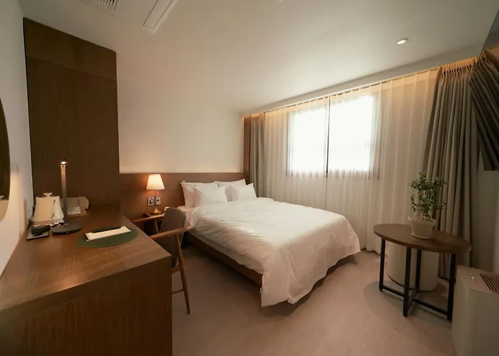 Wolyoung Hotel By NewCZ