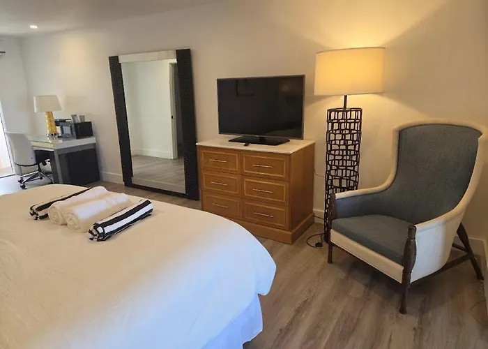 Sunset Suites