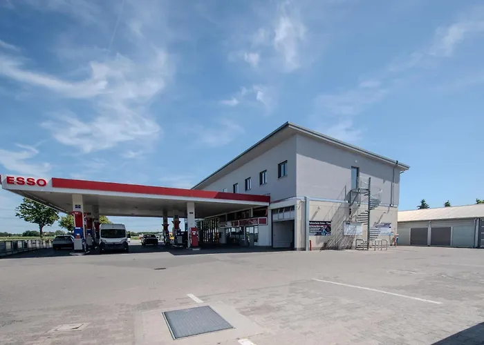 Hotel BoxenStop