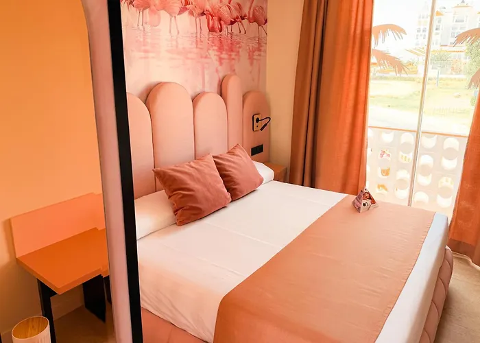 On Pink Motel