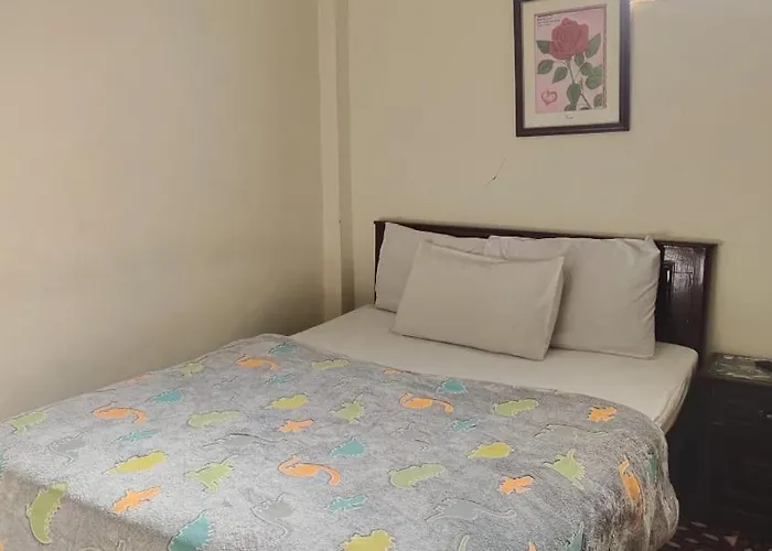 Yasin Holiday Hotel