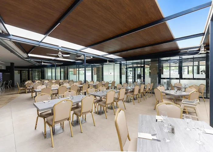 Ohtels Les Oliveres