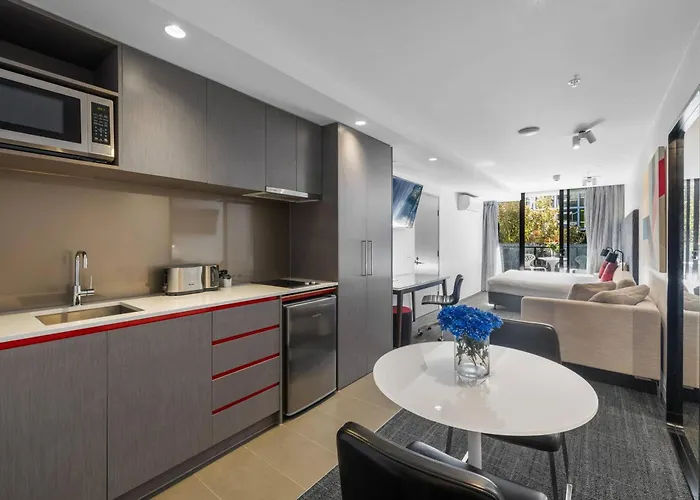 Mainstay Suites Abbotsford
