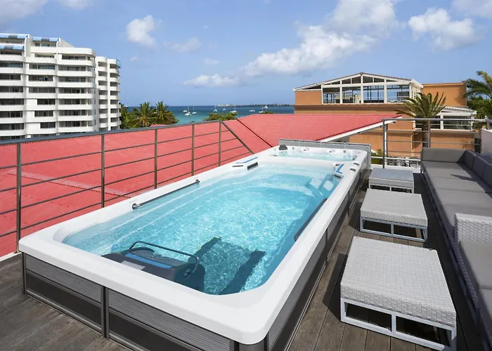 Commodore Suites, Surestay Collection By Best Western