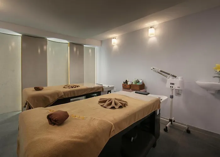 Solar Premium Hotel & Spa