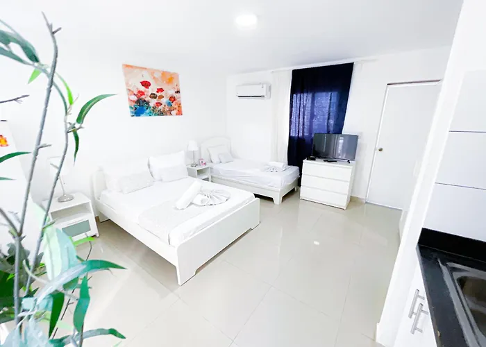 Caribbean Tropical Hotel Tropicana With Pool Los Corales Wifi Beach Club & Spa