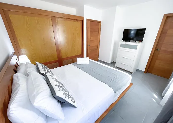 Caribbean Tropical Hotel Tropicana With Pool Los Corales Wifi Beach Club & Spa