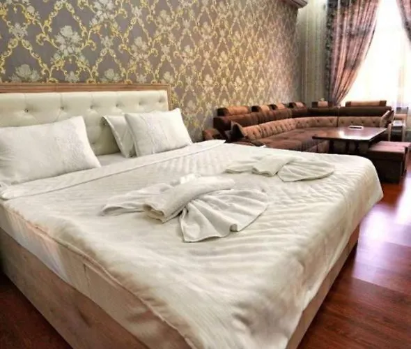 Navoiy Hotel