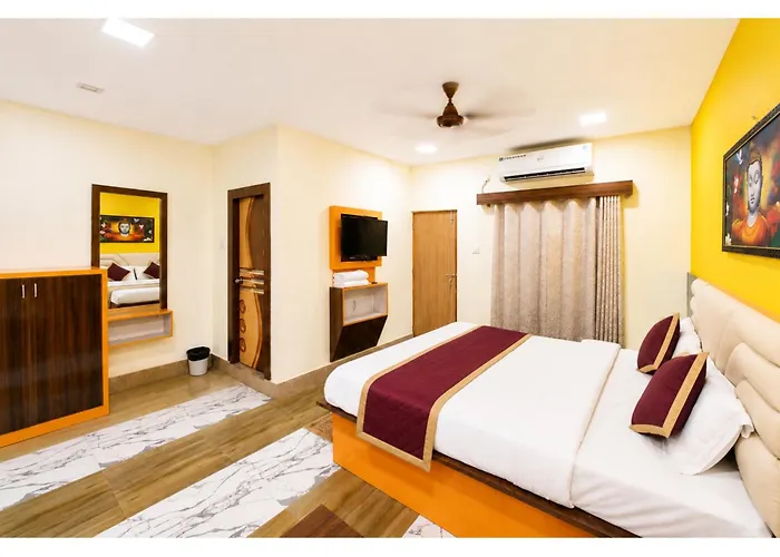 Hotel Coral - S View Luxury Comfort Stay With Swimming Pool, Modern Ac Rooms, Wifi, Parking & Family-Friendly Facilities