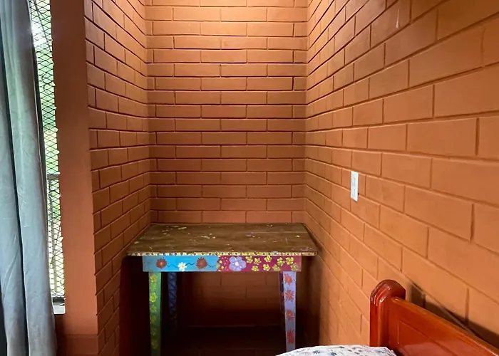 Parrot Bungalow - Shared Kitchen - Valle De Volcanes - Playa Peru