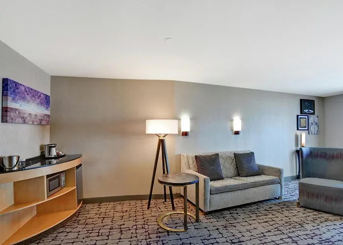 Doubletree By Hilton Hotel Baton Rouge