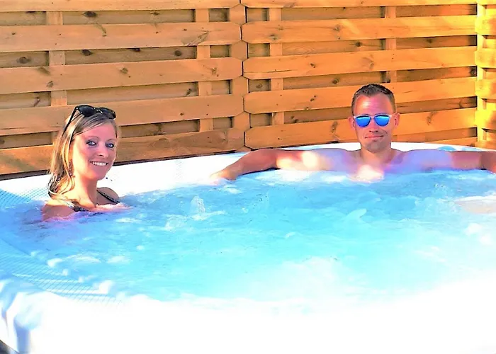 Les Jardins De Bormes, Hotel Adult Only Avec Piscine, Jacuzzi Et Sauna