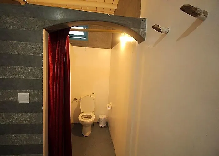 Asarag Guest House & Lodge