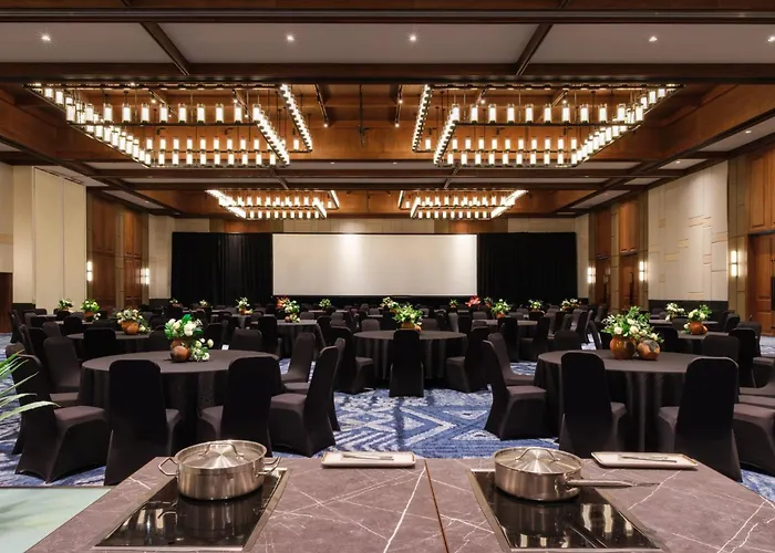 Crowne Plaza Fiji Nadi Bay Resort & Spa, An Ihg Hotel