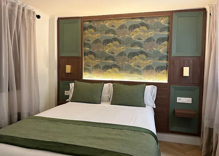 BiBo Suites Palacio de Portago