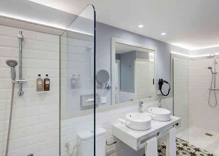 Sercotel Granada Suites