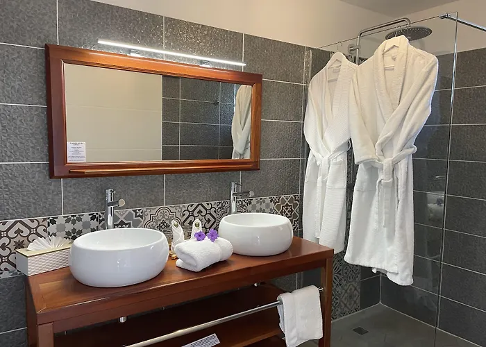 Hotel & Villa Le Cocotel