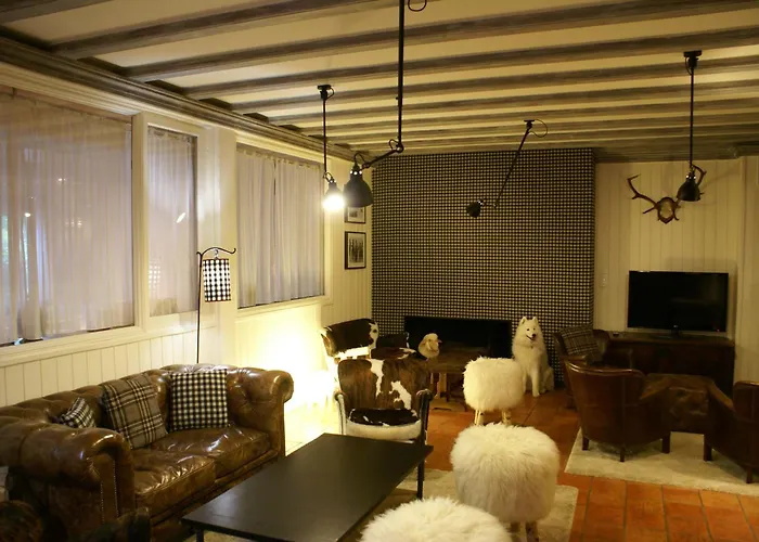 Hotel Mir