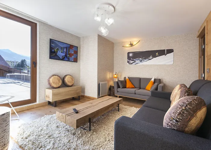 Hotel Base Camp Lodge - Bourg Saint Maurice