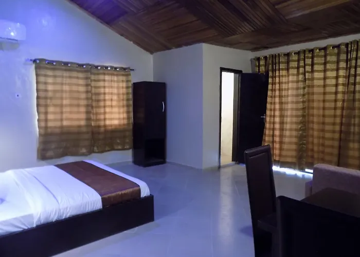 Posh Apartments Business Hotel Ikeja