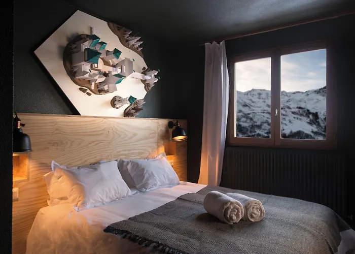 Alpeen Hotel