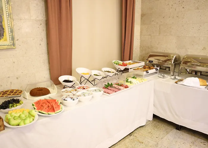 Hotel Plaza Berat
