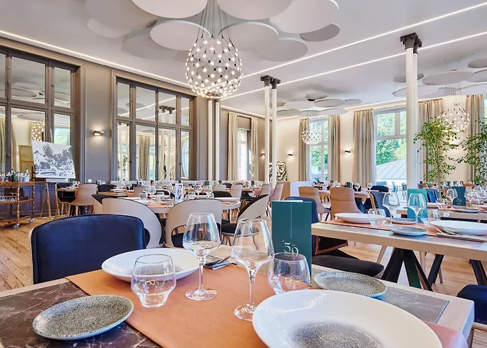 Le Grand Hotel, The Originals Relais
