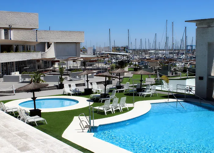 Suites Puerto Sherry