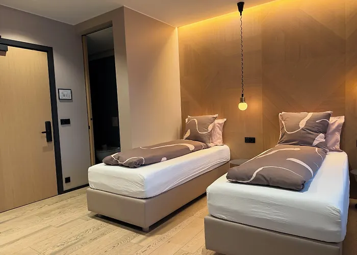 Hotel Lotus